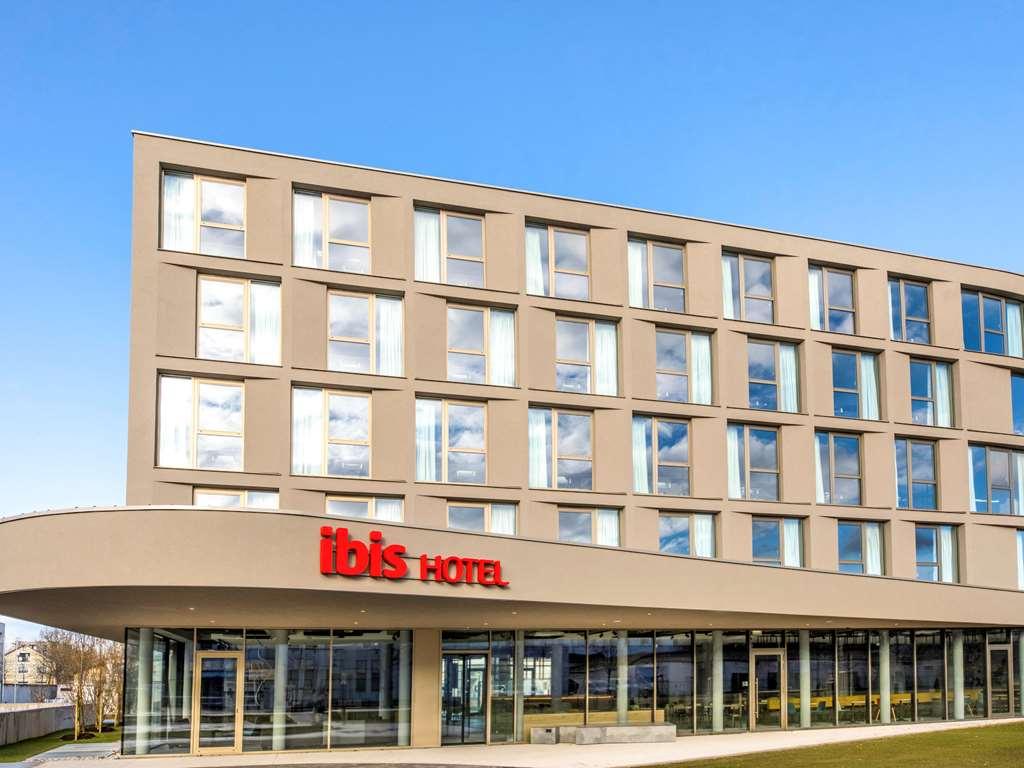 Ibis Wels Hotel Exterior photo